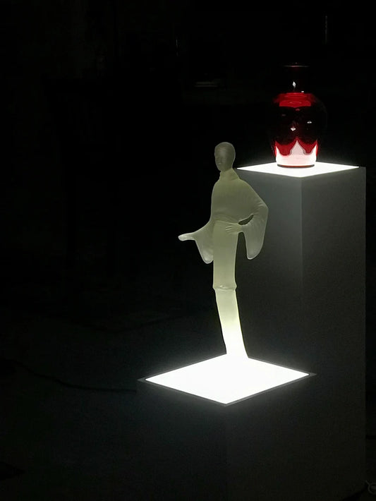 Lighted Dimmable Pedestal 24" version